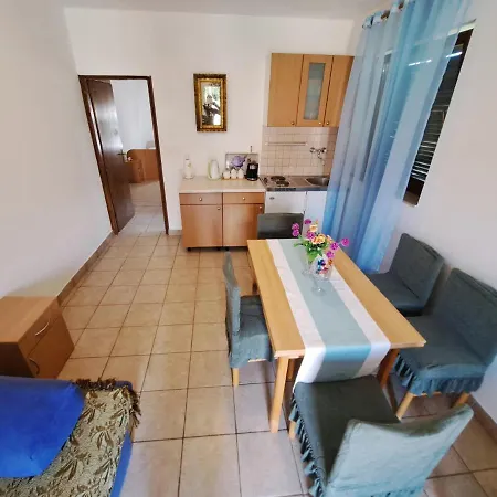 1000 Flowers Apartamento