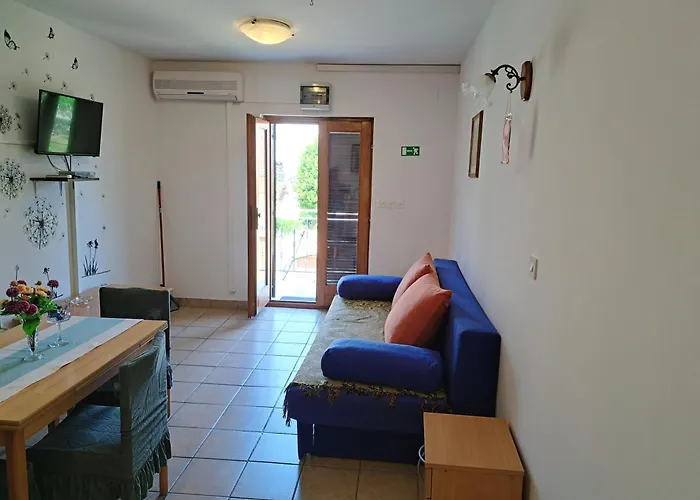 Apartment 1000 Flowers Stari Grad (Hvar)